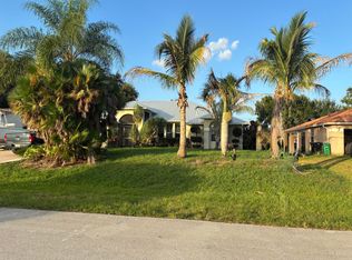 1901 SW MONTERREY Lane, Port St Lucie, FL 34953