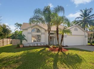 3755 Woods Walk Blvd, Lake Worth, FL 33467
