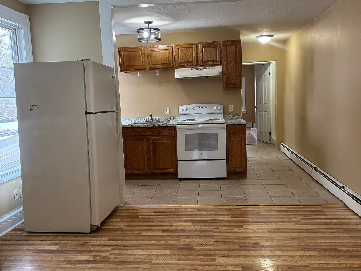 2 bed, 950 sqft, $1,650 — Photo 4