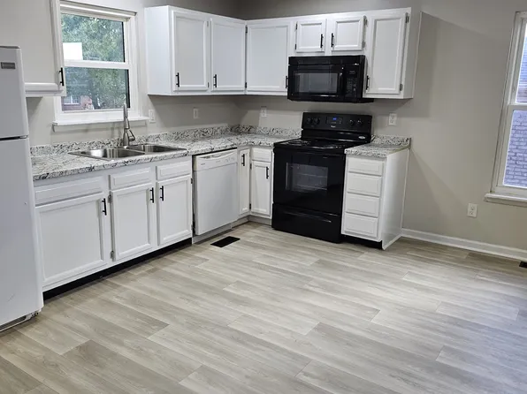 521 Bell Place Dr, Nicholasville, KY 40356