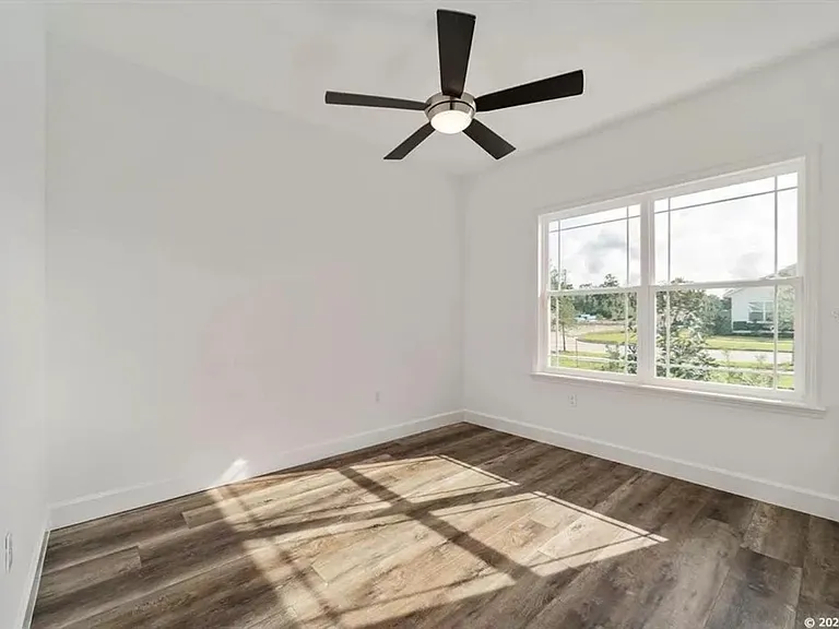 1394 SW 68th Ter — Photo 17