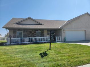 618 Sagebrush Dr, Worland, WY 82401