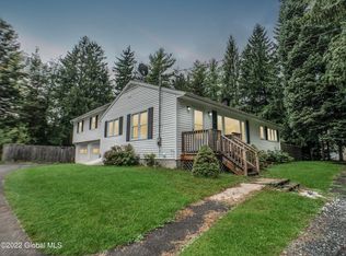 4052 River Rd, Schenectady, NY 12309