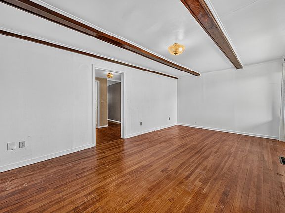 5th image of 233 Morphew Rd
