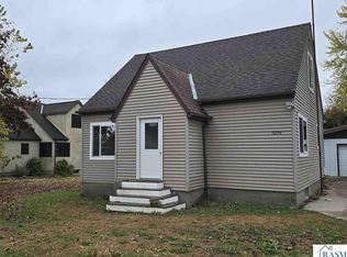 18294 Sperl Ave, Searles, MN 56073