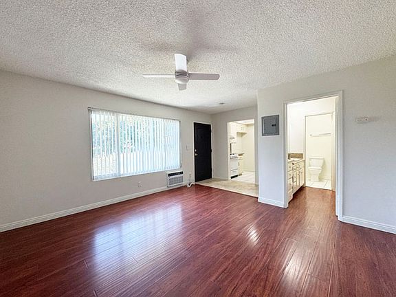 2nd image of 128 S Chapel Ave #7
