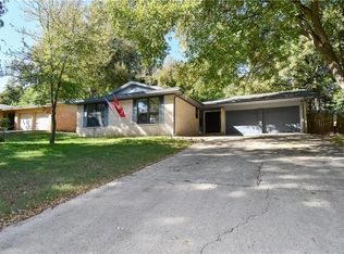 530 Brookwood Dr, Woodway, TX 76712