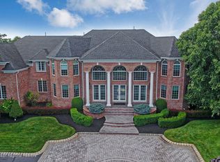 6 Chukker Cv, Colts Neck, NJ 07722