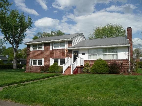 1st image of 2100 Eastwood Ave