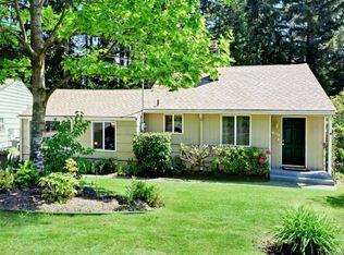 18546 29th Ave NE, Lake Forest Park, WA 98155