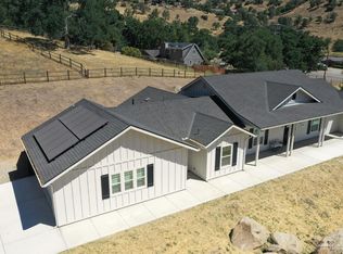 25904 Bear Valley Rd, Tehachapi, CA 93561