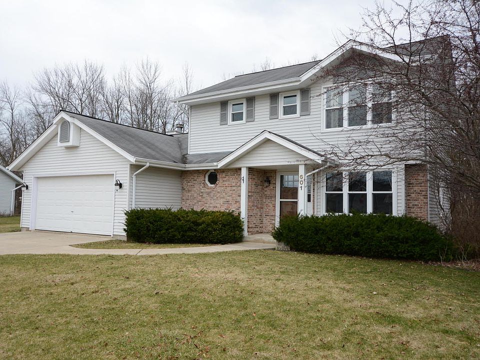 1st image of 601 E Bridlewood Ln