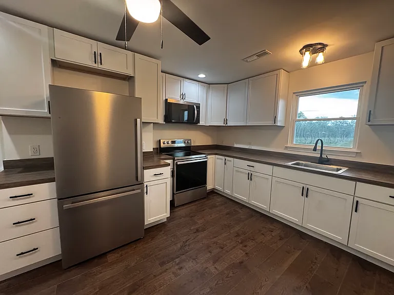 572 Reliance Rd — Photo 24