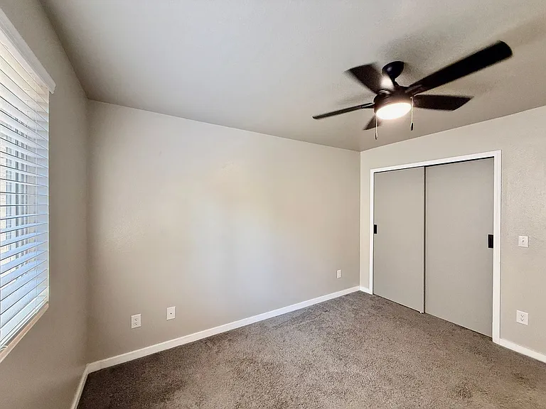 4631 Fencer Rd — Photo 10