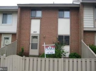 1223 Springtide Pl, Herndon, VA 20170