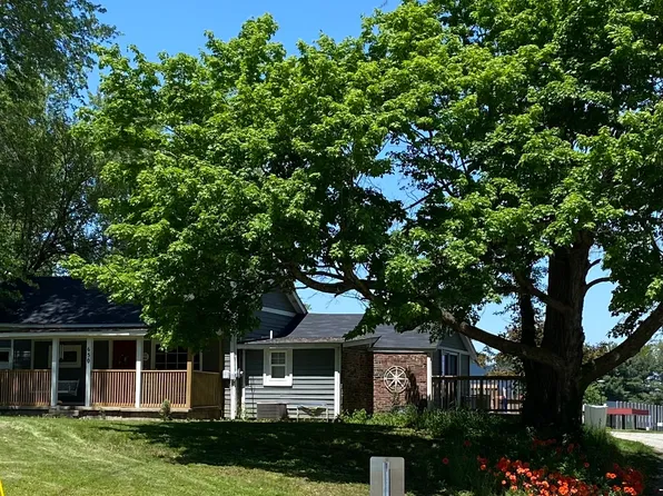 650 E North St, Knightstown, IN 46148