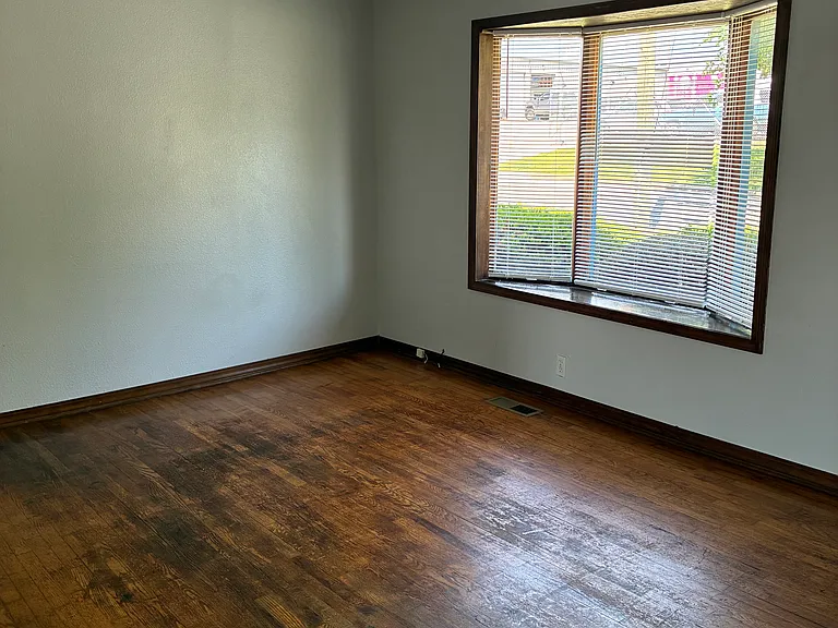 718 S Saint Charles Ave — Photo 12