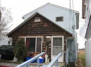 94 Chalker Beach Rd, Old Saybrook, CT 06475
