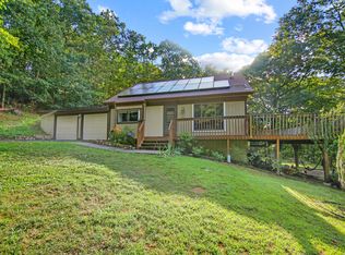 33 Linkfield Rd, Watertown, CT 06795