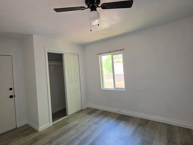 1178 E Park Way — Photo 21