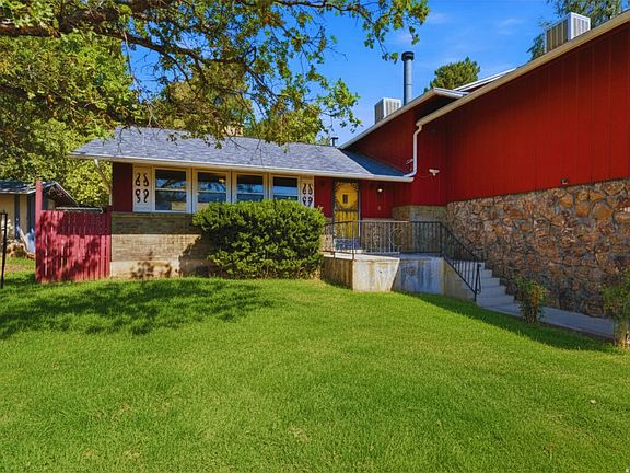 2nd image of 5625 S Crestwood Dr E