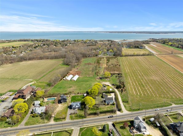 1705 & 1709 Main Road, Laurel, NY 11948