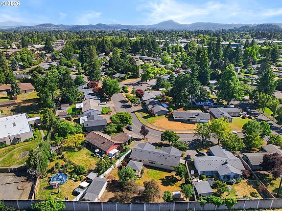 5th image of 2625 Elysium Ave