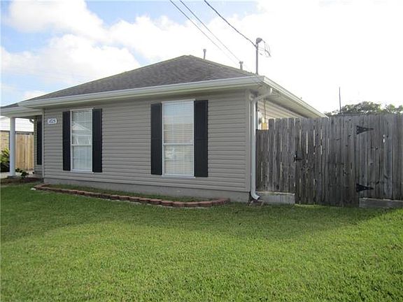 3rd image of 1825 Bonnie Ann Dr