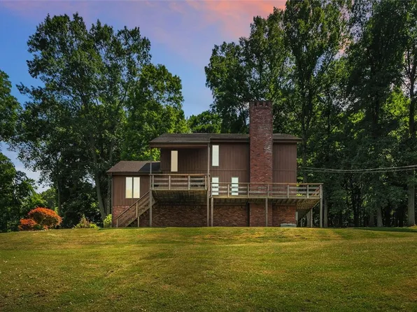 630 Pineview Dr, Elizabeth, PA 15037