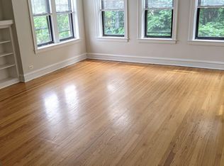 5642 N Spaulding Ave APT 1, Chicago, IL 60659
