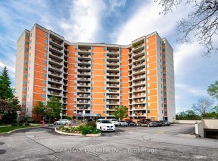 7811 Yonge St #1002, Markham, ON L3T4S3