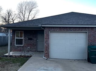 4110 S Maple Dr, Sand Springs, OK 74063
