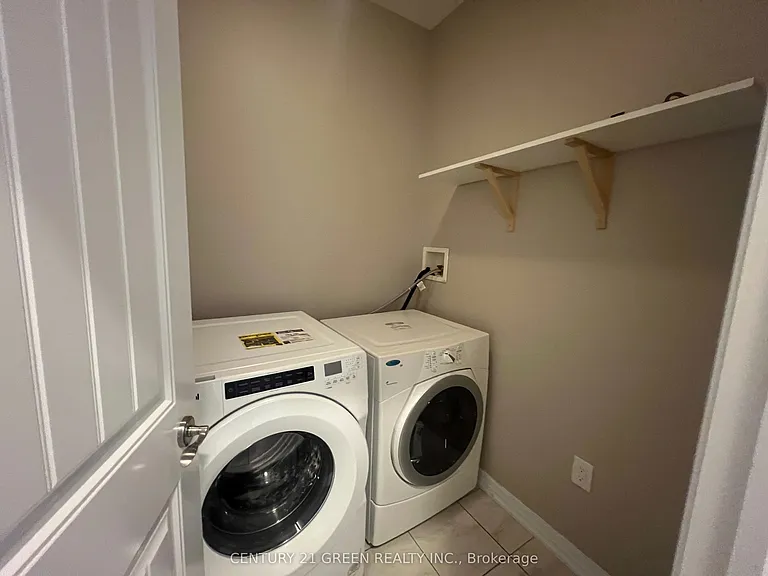 37 Aird Ct — Photo 27
