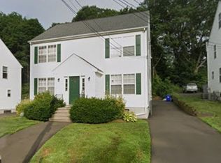 13 N Harbor St #13A, Branford, CT 06405