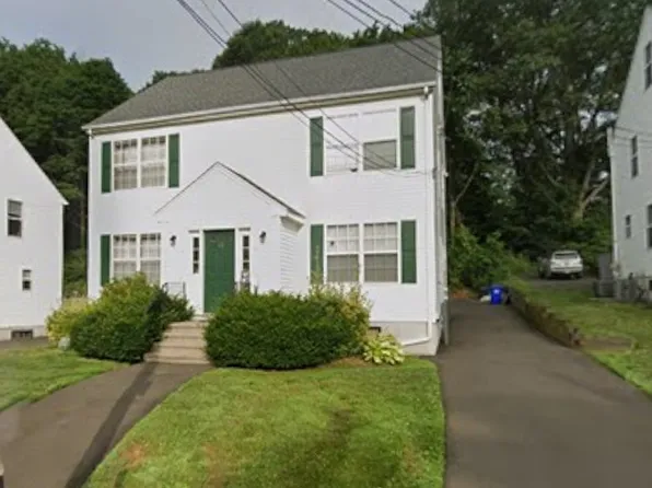 13 N Harbor St #13A, Branford, CT 06405