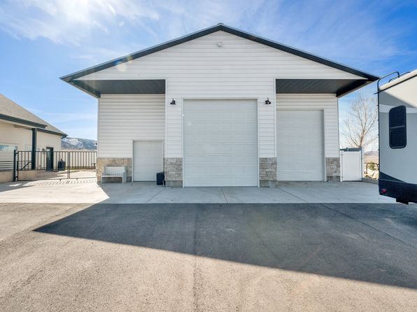 11 W 980 S, Mona, UT 84645