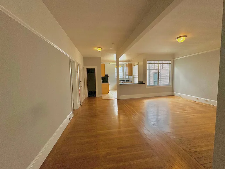2335 Larkin St #12 — Photo 18