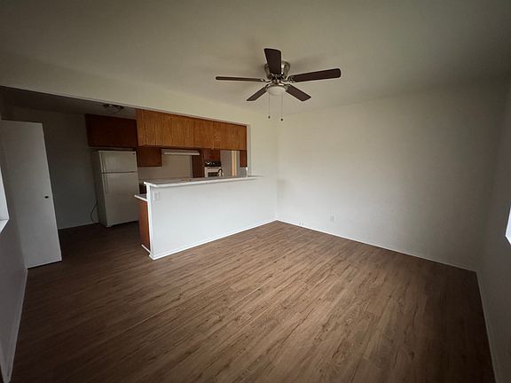 5th image of 11620 Inglewood Ave #11622