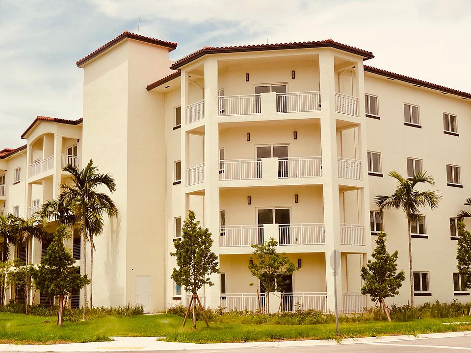 1st image of 10950 NW 82nd St #419