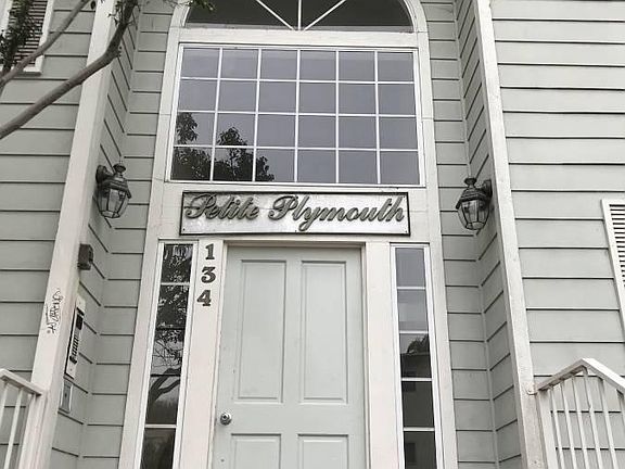 3rd image of 134 W Plymouth St APT 5