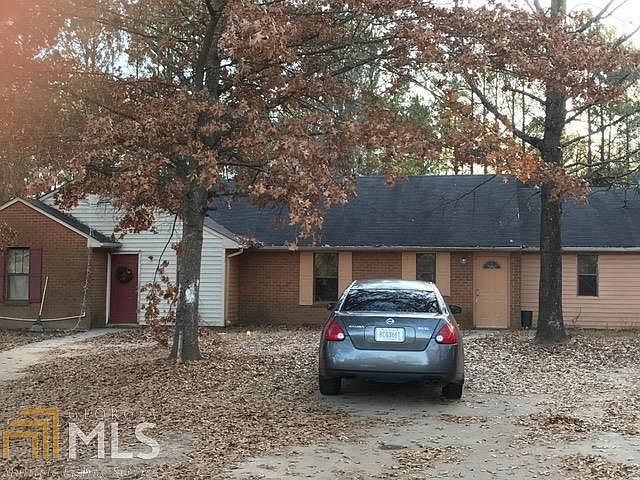 2nd image of 788 Stillwater Ln