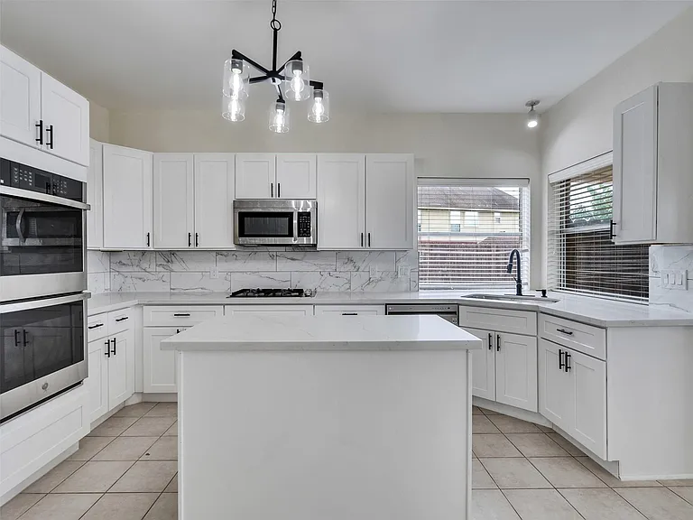 4510 Chestnut Meadow Dr — Photo 12