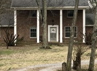 779 New Shackle Island Rd, Hendersonville, TN 37075