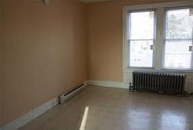 5th image of 310 Charles St #3