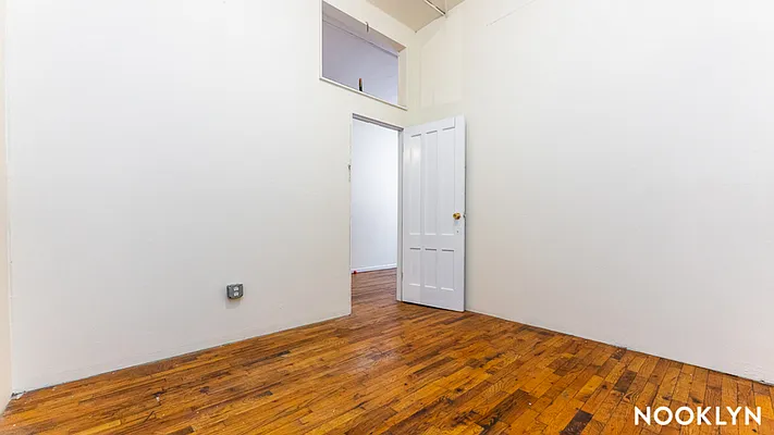 Rented by Nooklyn NYC LLC | media 7