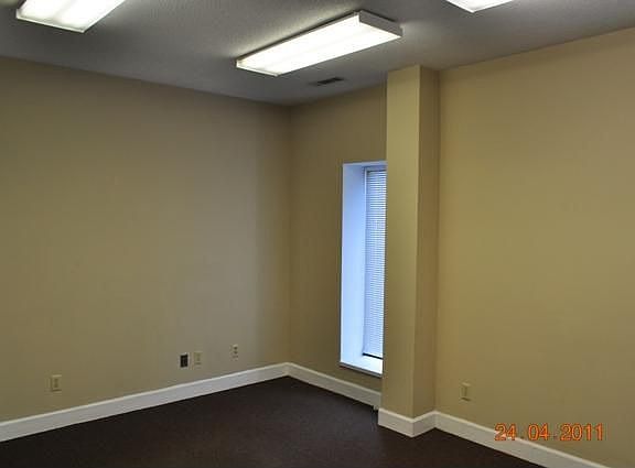2nd image of 265 Bay Pines Rd