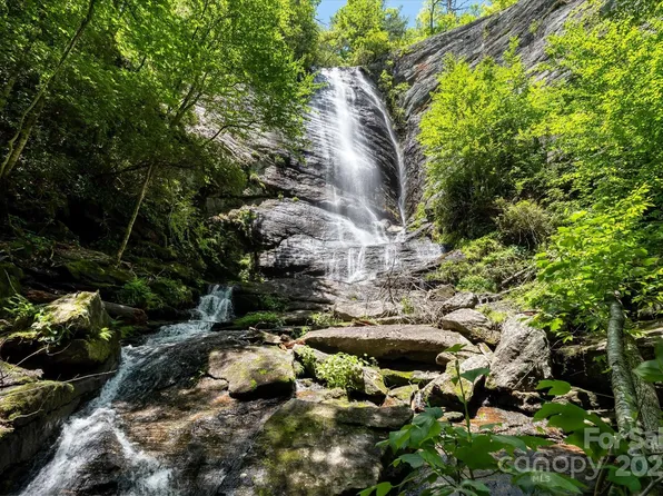 9999 N Club Blvd, Lake Toxaway, NC 28747