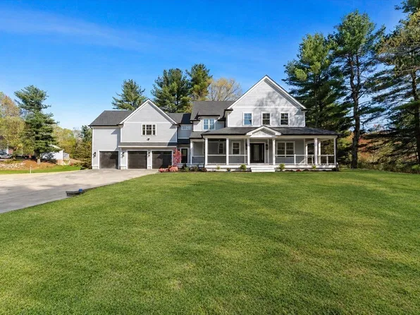 150 Fruit St, Hopkinton, MA 01748