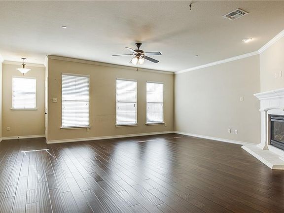 3rd image of 4245 Kiowa Dr