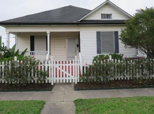 2423 37th St, Galveston, TX 77550